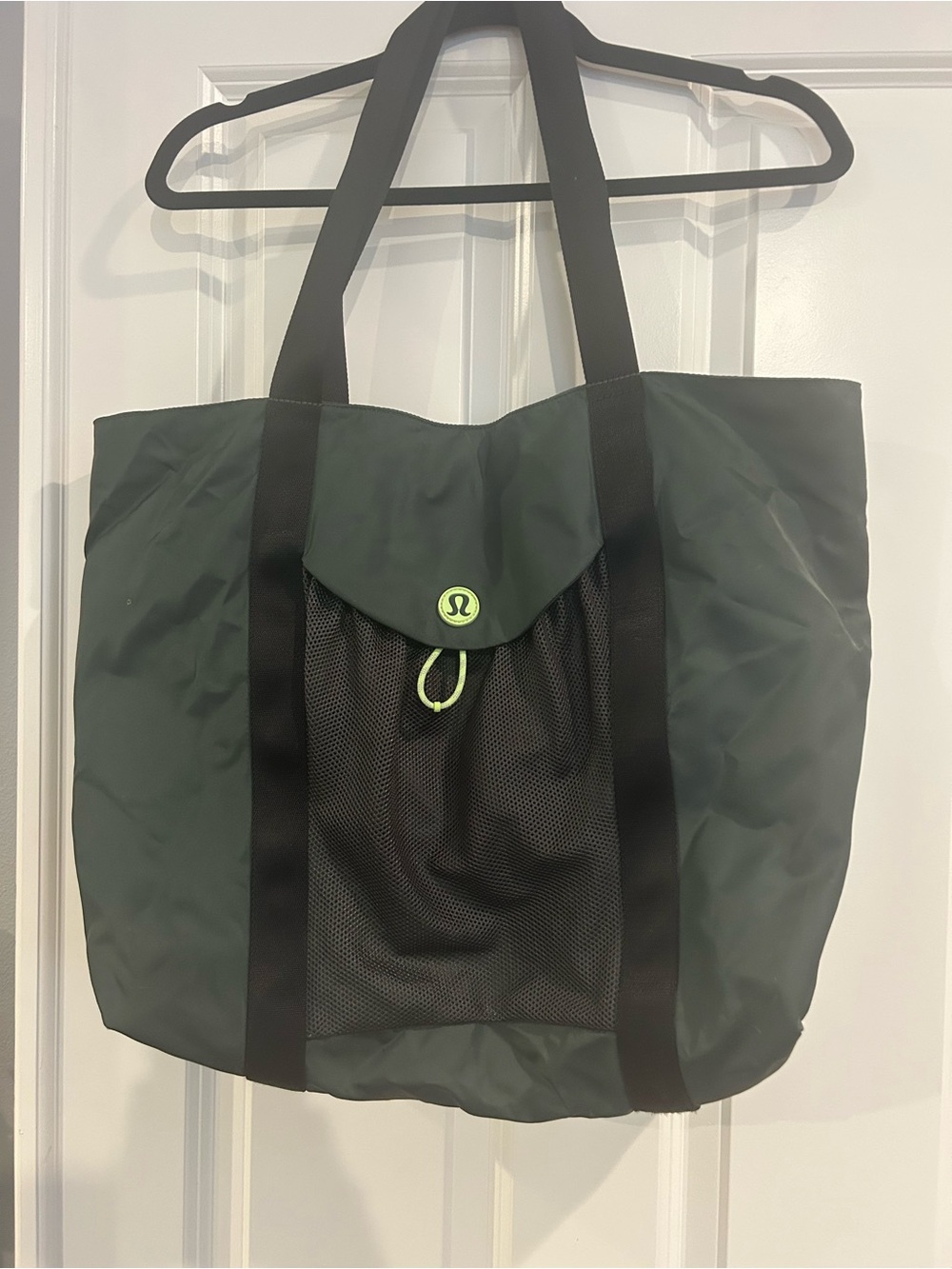 lululemon athletica Forest Green Tote with Black Straps and Neon Accent